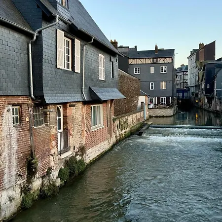 De Caractere - Coeur De Pont-Audemer